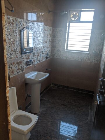 Bathroom in 2 BHK Independent House at RWA Residential Society Sector 46, Sector 46 – for Rent