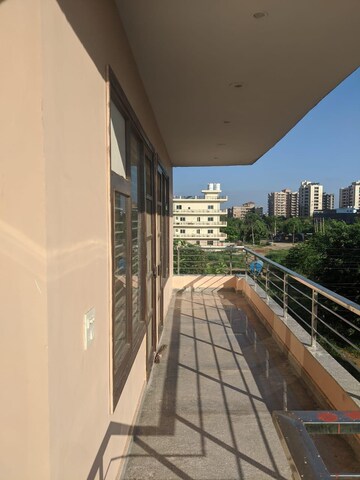 Balcony in 2 BHK Independent House at RWA Residential Society Sector 46, Sector 46 – for Rent