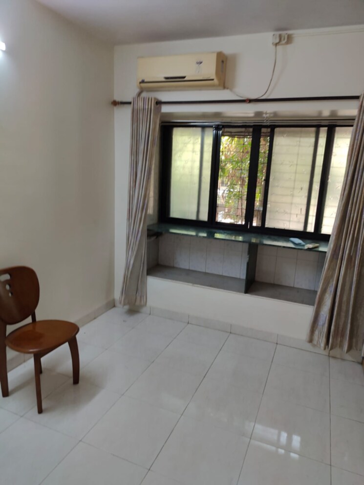 Living Room, lokpuram-shehnai-chs 1 Bedroom 600 Sq.Ft. Apartment In Mhada Colony Thane 8110344