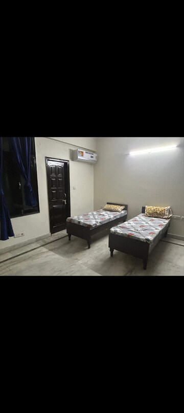 Room in  Pg at Sector 92 – for Rent