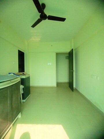 Room in 2 BHK Apartment at Sumit Greendale, Virar West – for Sale