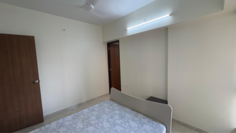 2 BHK Apartment For Rent in Lodha Amara New Tower Kolshet Industrial Area Thane  8110382