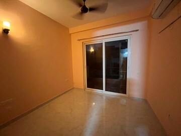 Room in 2 BHK Builder Floor at Ansal Sushant Lok I, Sector 43 – for Rent
