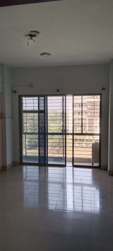 Room in 1 BHK Apartment at Kalyan West – for Rent