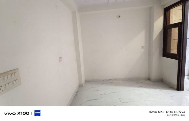 Room, shaheen bagh 2 Bedroom 585 Sq.Ft. Apartment In Shaheen Bagh Delhi 8110454