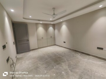 Room in 4 BHK Builder Floor at Greater Kailash ii – for Sale