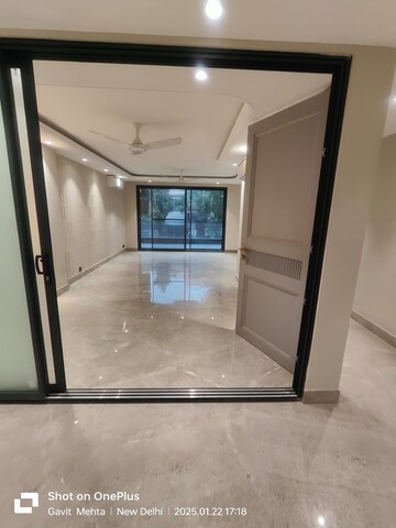 Room in 4 BHK Builder Floor at Greater Kailash ii – for Sale