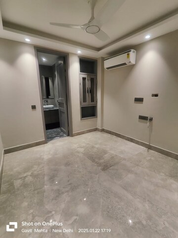 Room in 4 BHK Builder Floor at Greater Kailash ii – for Sale