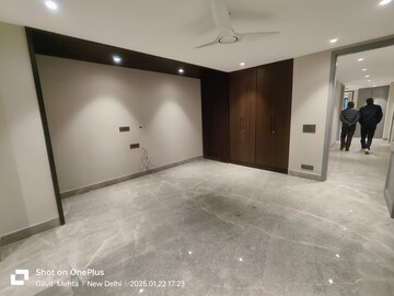 Room in 4 BHK Builder Floor at Greater Kailash ii – for Sale