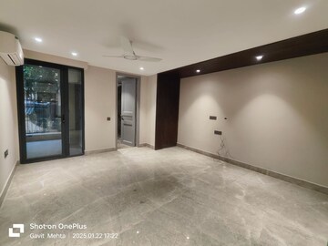 Room in 4 BHK Builder Floor at Greater Kailash ii – for Sale