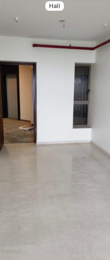 Room in 2 BHK Apartment at Kalpataru Paramount, Kapur Bawdi – for Rent