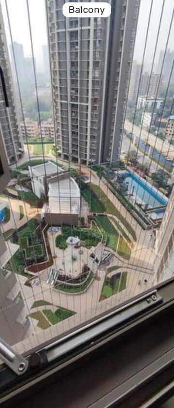 Master Plan in 2 BHK Apartment at Kalpataru Paramount, Kapur Bawdi – for Rent