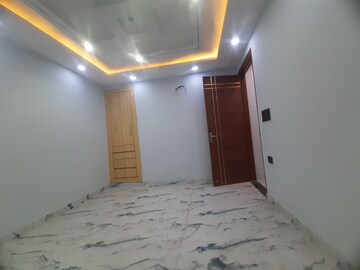 Room in 3 BHK Apartment at Sector 19, Dwarka – for Sale