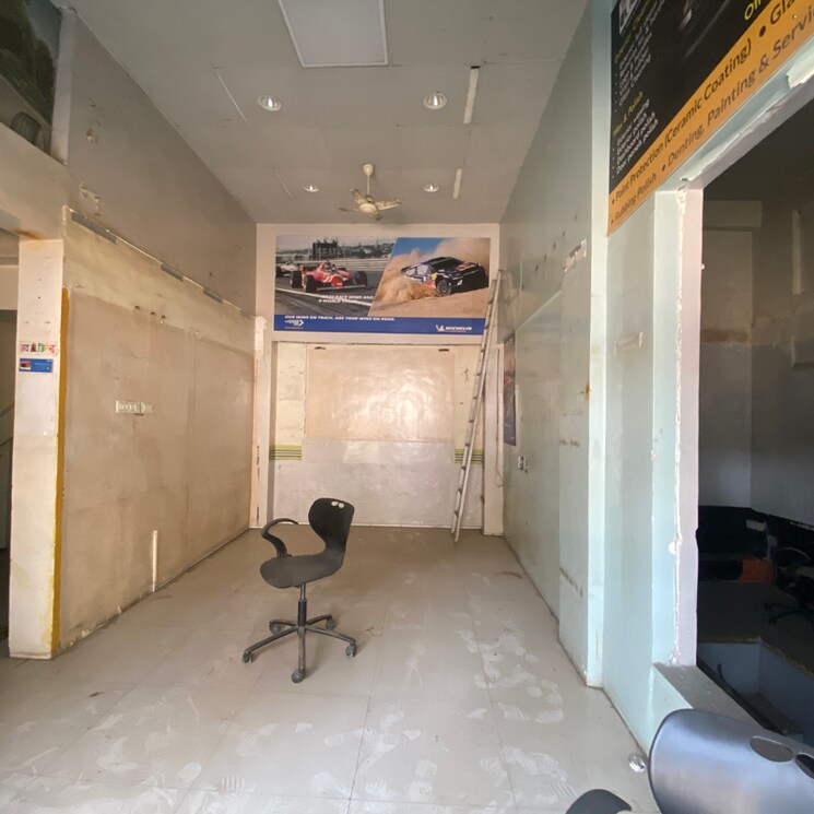 Team Area, dattawadi Commercial Showroom 1300 Sq.Ft. In Dattawadi Pune 8110536