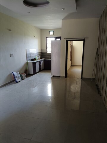 2 BHK Builder Floor For Rent in Dhakoli Village