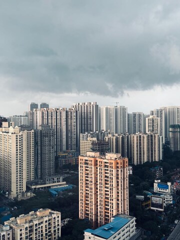 2 BHK Apartment – Exterior View View at Kalpataru Paramount, Kapur Bawdi - for Rent