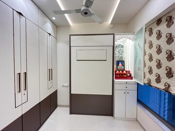 Bedroom in 2 BHK Apartment at Kalpataru Paramount, Kapur Bawdi – for Rent