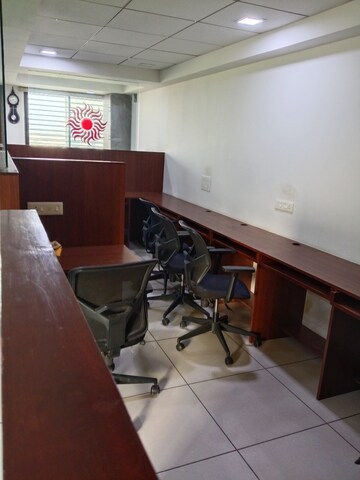 Commercial Office Space 1000 Sq.Ft. For Rent in Old Padra Road Vadodara  8110533