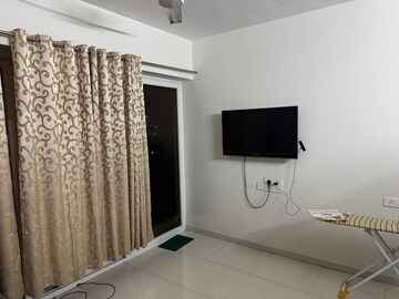 Master Bedroom in 2 BHK Builder Floor at Nyati Elysia, Kharadi – for Rent