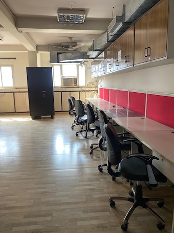 Commercial Office Space 750 Sq.Ft. For Resale in Mayur Vihar Delhi  8110546