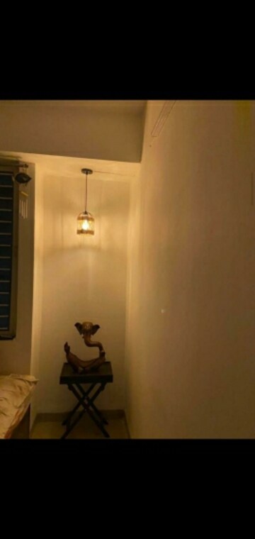 Room in 3 BHK Apartment at Mahalakshmi Nagar – for Rent