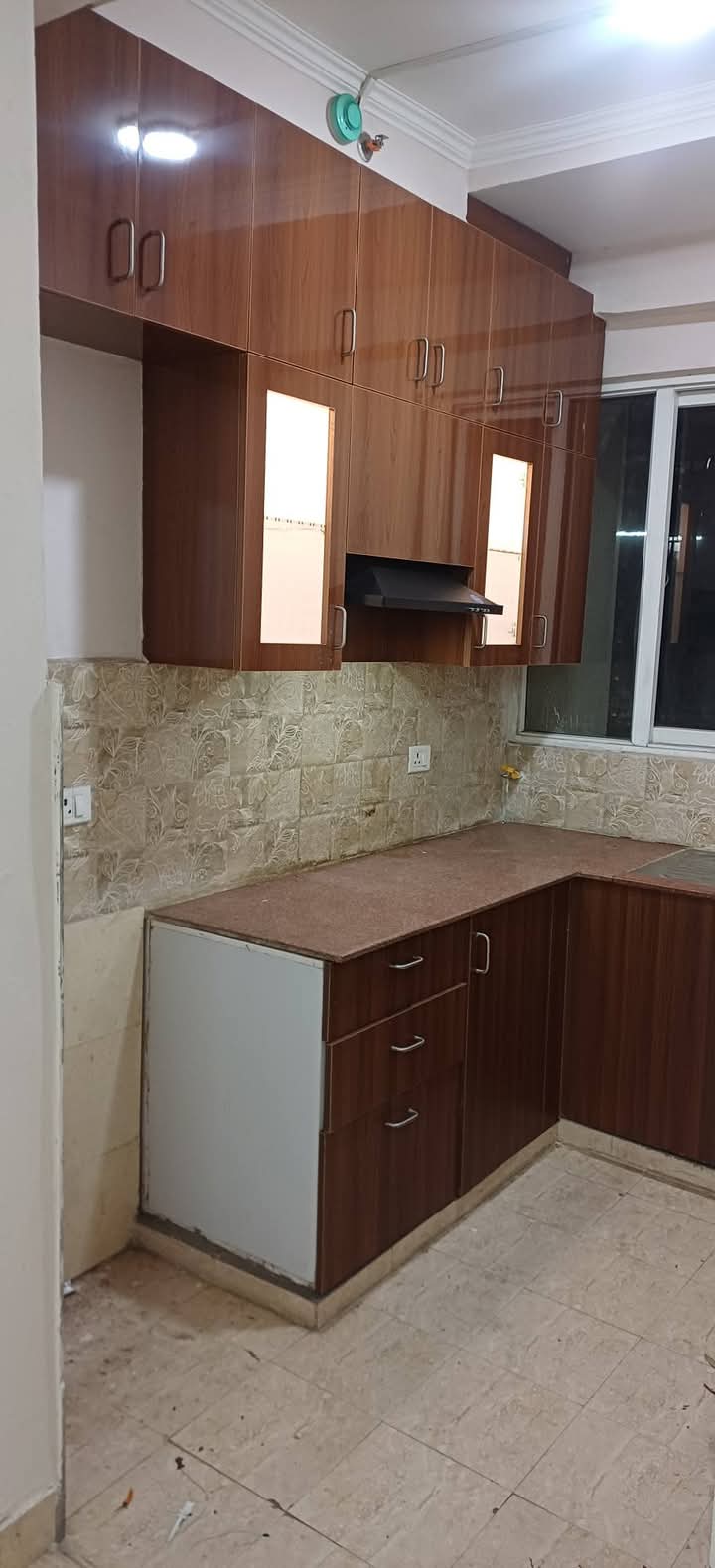 2 BHK + Extra Room Apartment For Sale in Amrapali Golf Homes