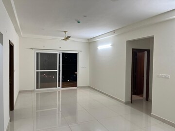 Room in 3 BHK Apartment at Prestige Tranquil, Kokapet – for Rent