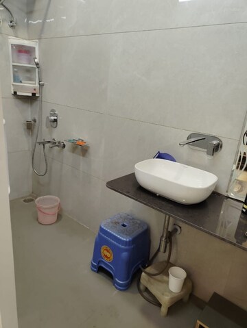 Bathroom in 1.5 BHK Builder Floor at Paschim Vihar – for Rent