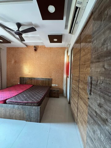 Bedroom in 2.5 BHK Apartment at Lodha Splendora, Ghodbunder Road – for Rent