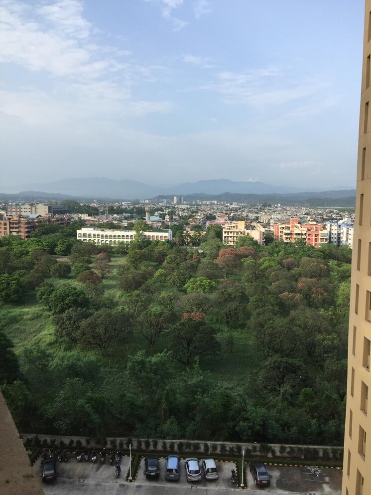 Balcony, sector 20 3.5 Bedroom 1850 Sq.Ft. Apartment In Sector 20 Panchkula 8110697