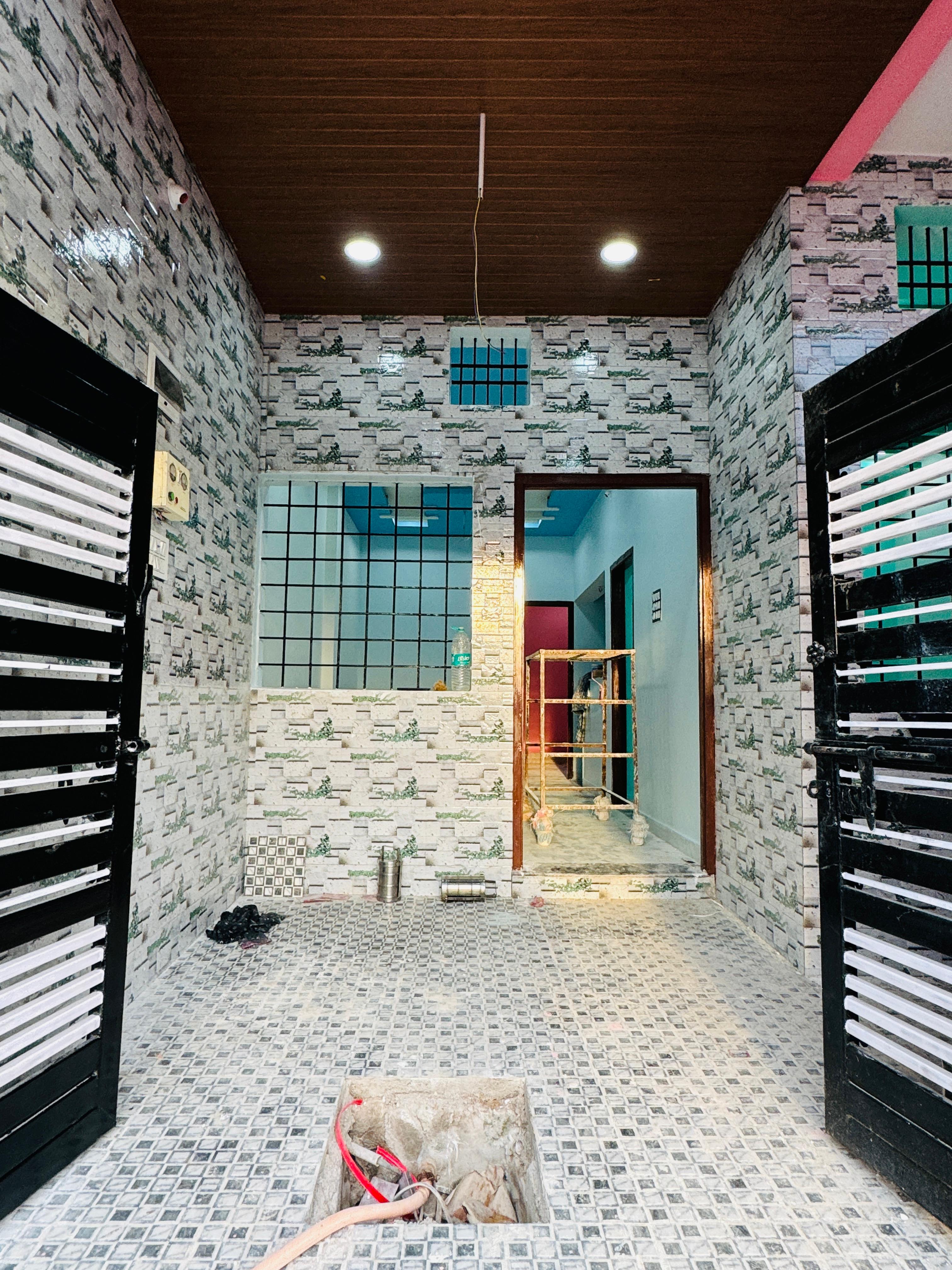 1 BHK Independent House For Sale in Rawatpura