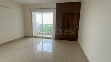 Room in 3 BHK Apartment at Prestige Falcon City, Konanakunte – for Sale