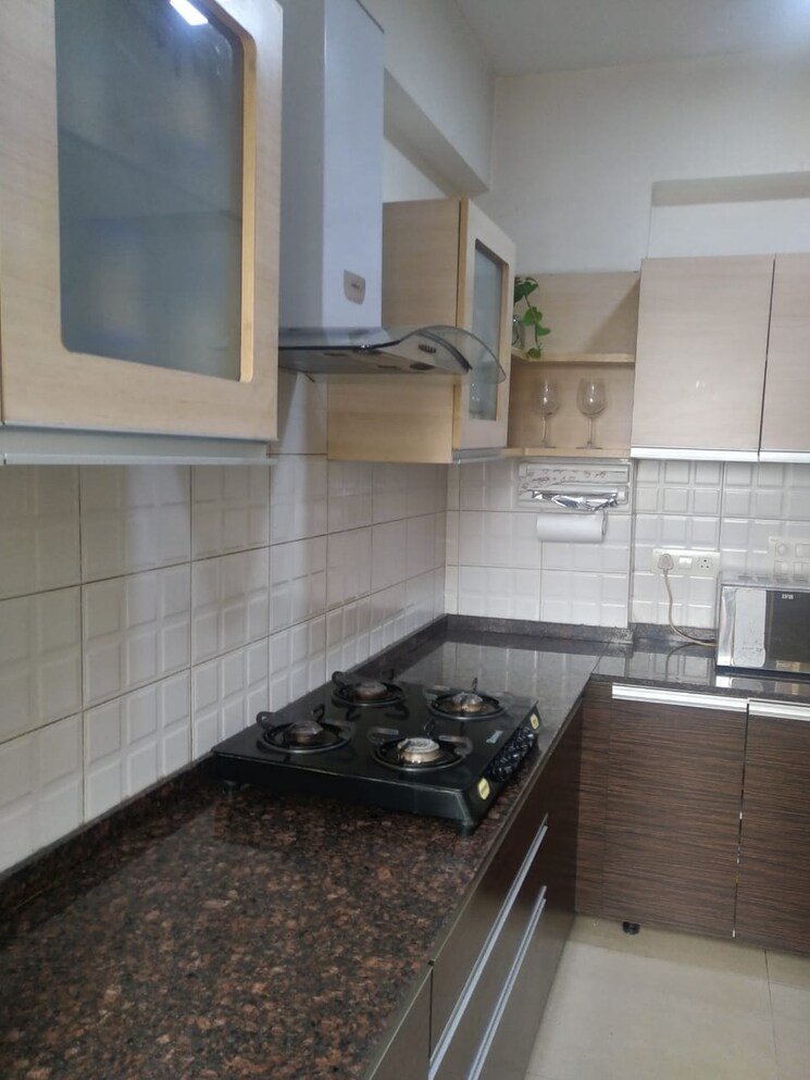 Kitchen, bestech-park-view-spa-next 3 Bedroom 2200 Sq.Ft. Builder Floor In Sector 67 Gurgaon 8110789