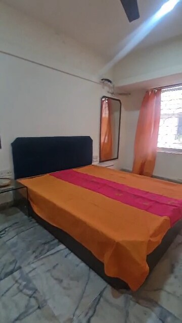 Bedroom in 2 BHK Apartment at Andheri West – for Rent