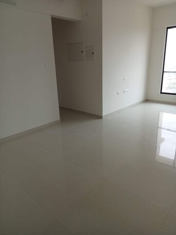 Room in 2 BHK Apartment at Ahimsa Heights, Malad West – for Rent