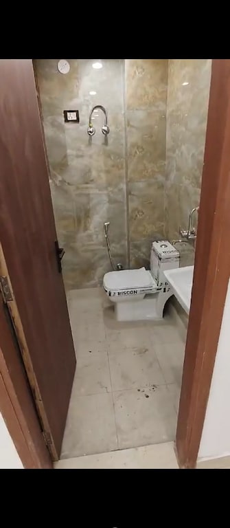 2 BHK Builder Floor For Rent in Sultanpur Delhi  8110893