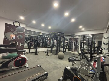 Gym in 1 RK Apartment at Ramky Towers Gachibowli, Gachibowli – for Rent