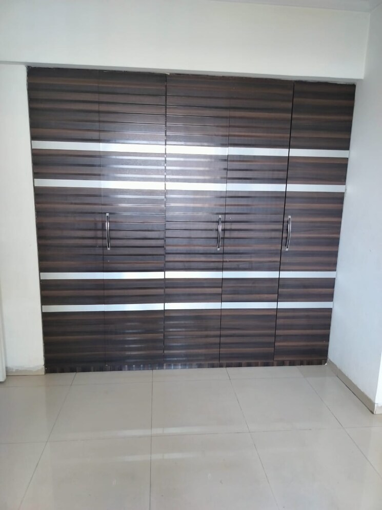 Room, puranik-hometown 1 Bedroom 438 Sq.Ft. Apartment In Ghodbunder Road Thane 8110937