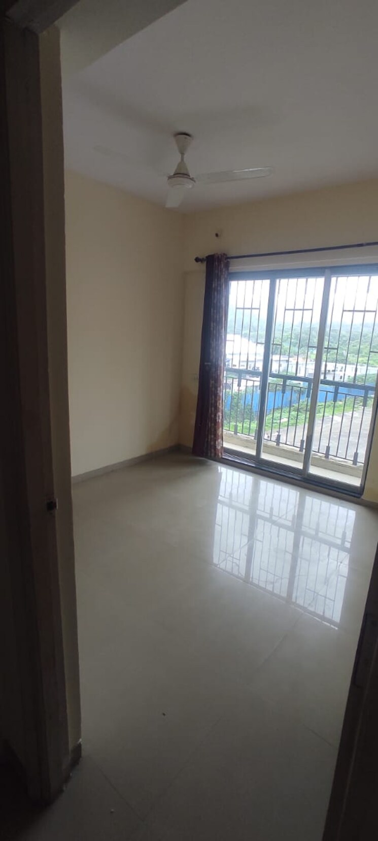 Room, vihang-valley-phase-2 2 Bedroom 650 Sq.Ft. Apartment In Kasarvadavali Thane 8110941