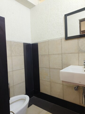 Bathroom in 3 BHK Apartment at Banjara Hills – for Rent