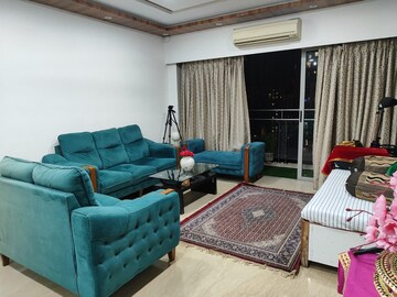 Bedroom in 3 BHK Apartment at Lodha Grandeur, Prabhadevi – for Rent