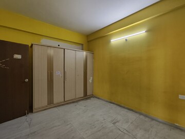 Room in 3 BHK Apartment at Banjara Hills – for Rent