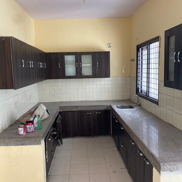 Kitchen in 3 BHK Builder Floor at Rps Palms, Sector 88 – for Rent