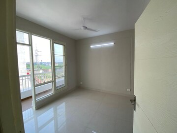 Room in 2 BHK Apartment at SBP Housing Park, Central Derabassi – for Rent