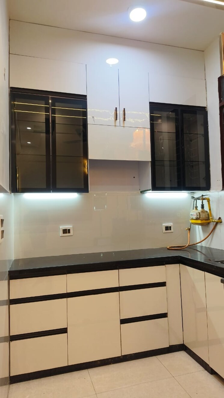 Kitchen, parakh-homes 2 Bedroom 950 Sq.Ft. Builder Floor In Gyan Khand I Ghaziabad 8111123