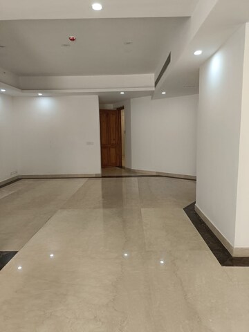 Room in 3 BHK Apartment at Supertech ORB, Sector 74 – for Rent