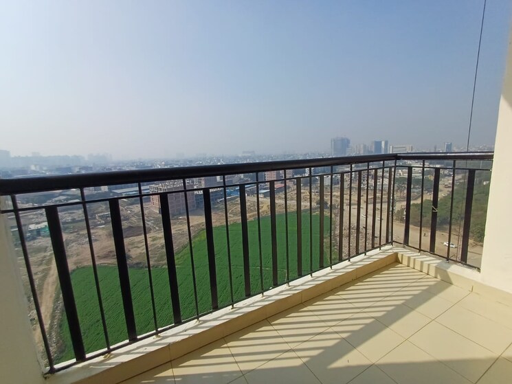Balcony, samridhi-luxuriya-avenue 3 Bedroom 1495 Sq.Ft. Apartment In Sector 150 Noida 8111165