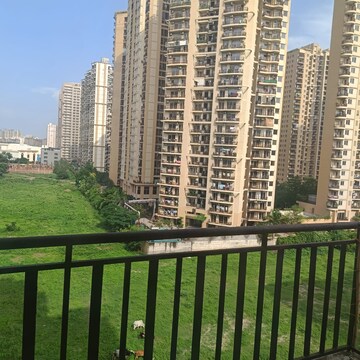 3 BHK Apartment – Exterior View View at Amrapali Silicon City, Sector 76 - for Rent
