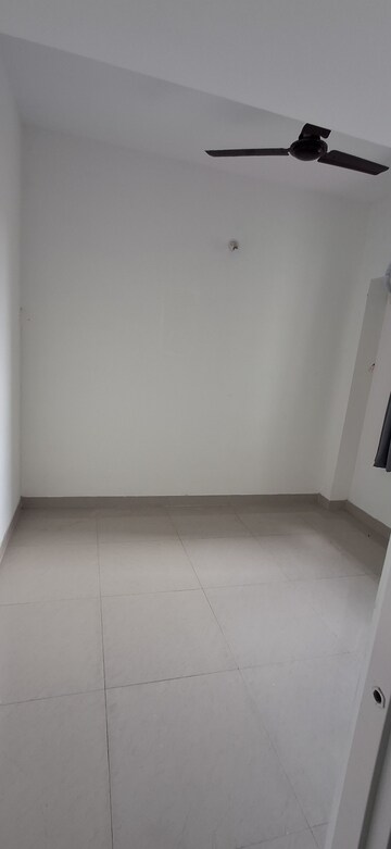 Bedroom in 1 BHK Apartment at Goregaon West – for Rent