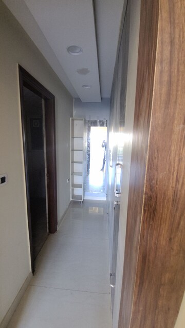 Building Lobby in 4 BHK Builder Floor at Sector 46 – for Sale